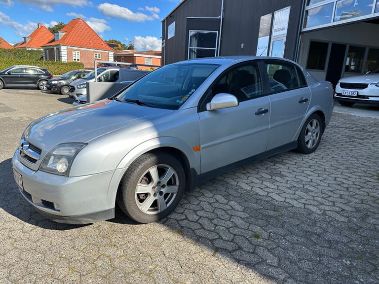 Opel Vectra 16V Comfort