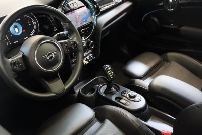 MINI Cooper SE Camden Edition