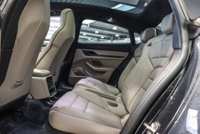 Porsche Taycan 4S