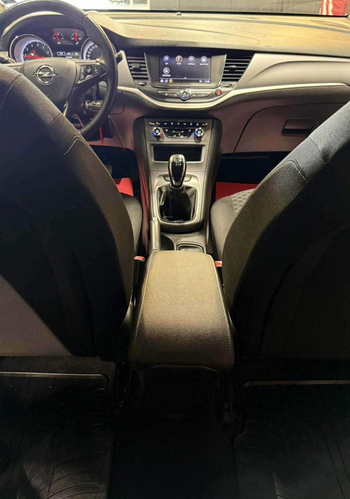 Billede af Opel Astra 1,2 T 110 Sports Tourer