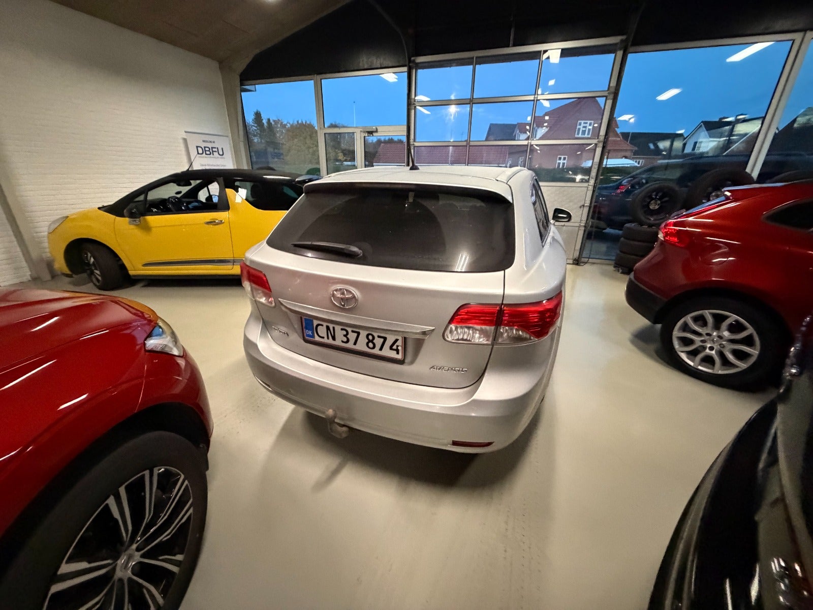 Billede af Toyota Avensis 2,0 D-4D T2 Premium stc.