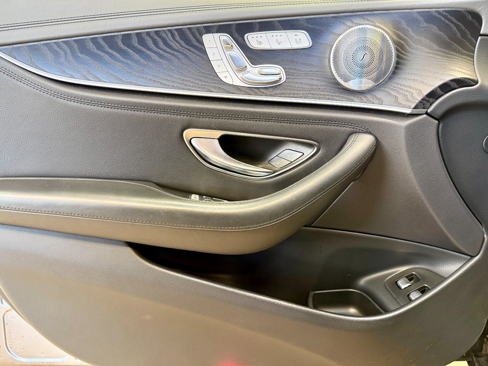 Billede af Mercedes E300 de 2,0 AMG Line stc. aut.