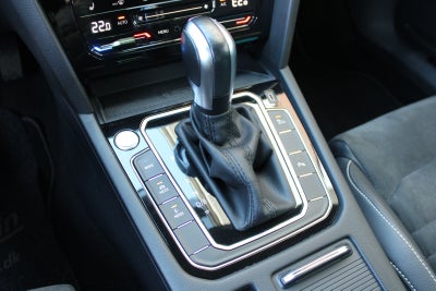 VW Passat GTE Variant DSG