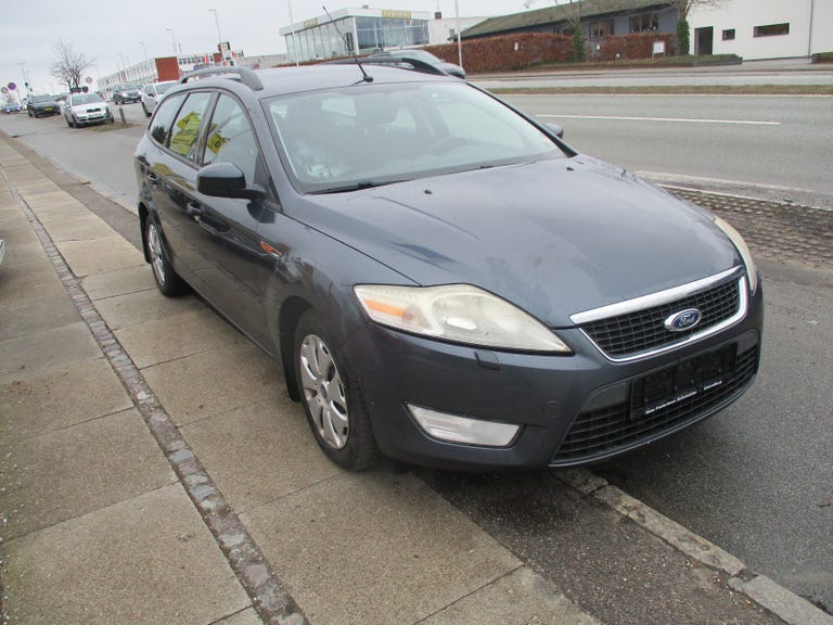 Ford Mondeo Ambiente stc.