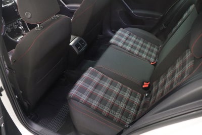 VW Golf VII GTi Performance DSG