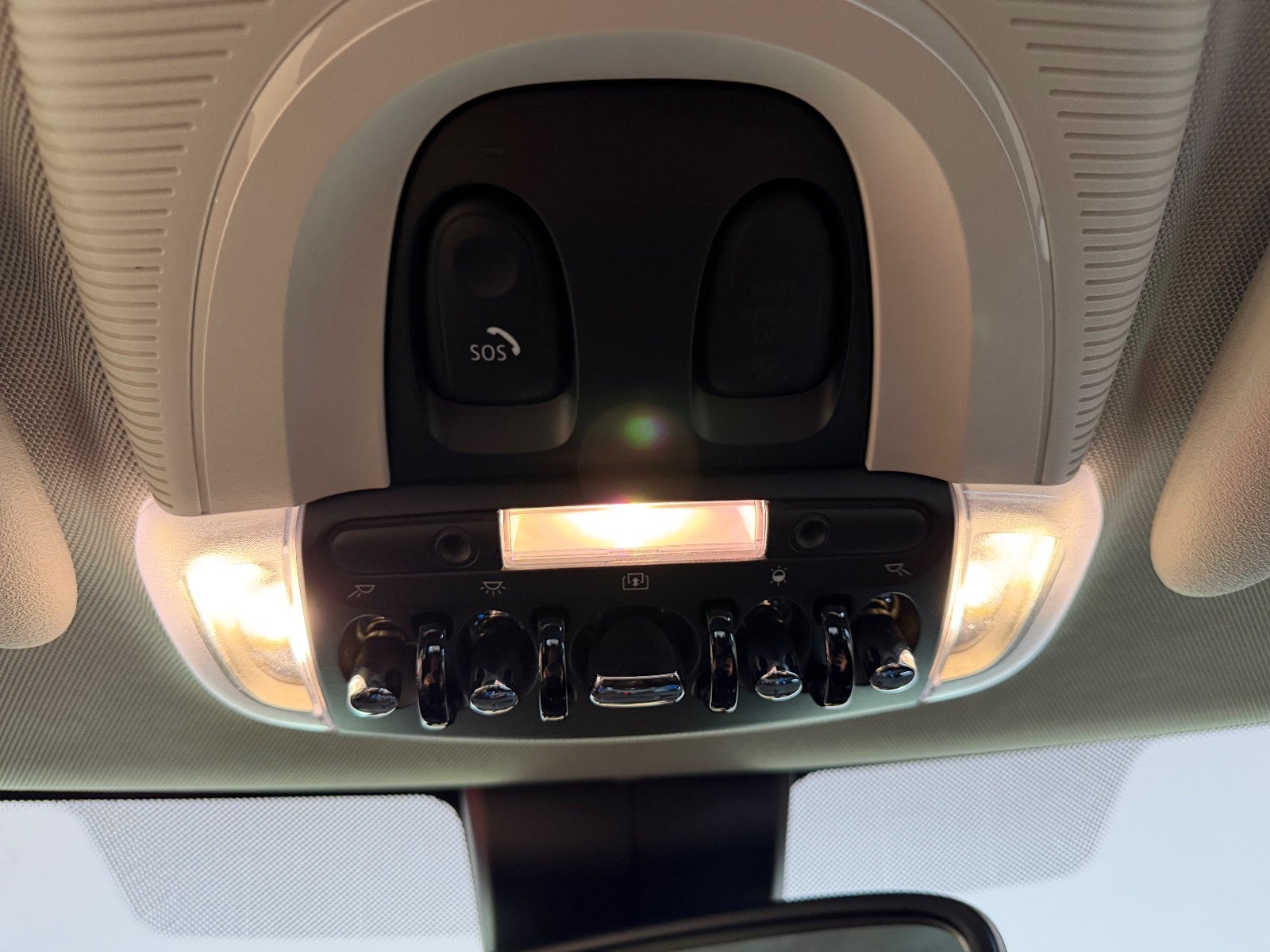 MINI Cooper SE Essential