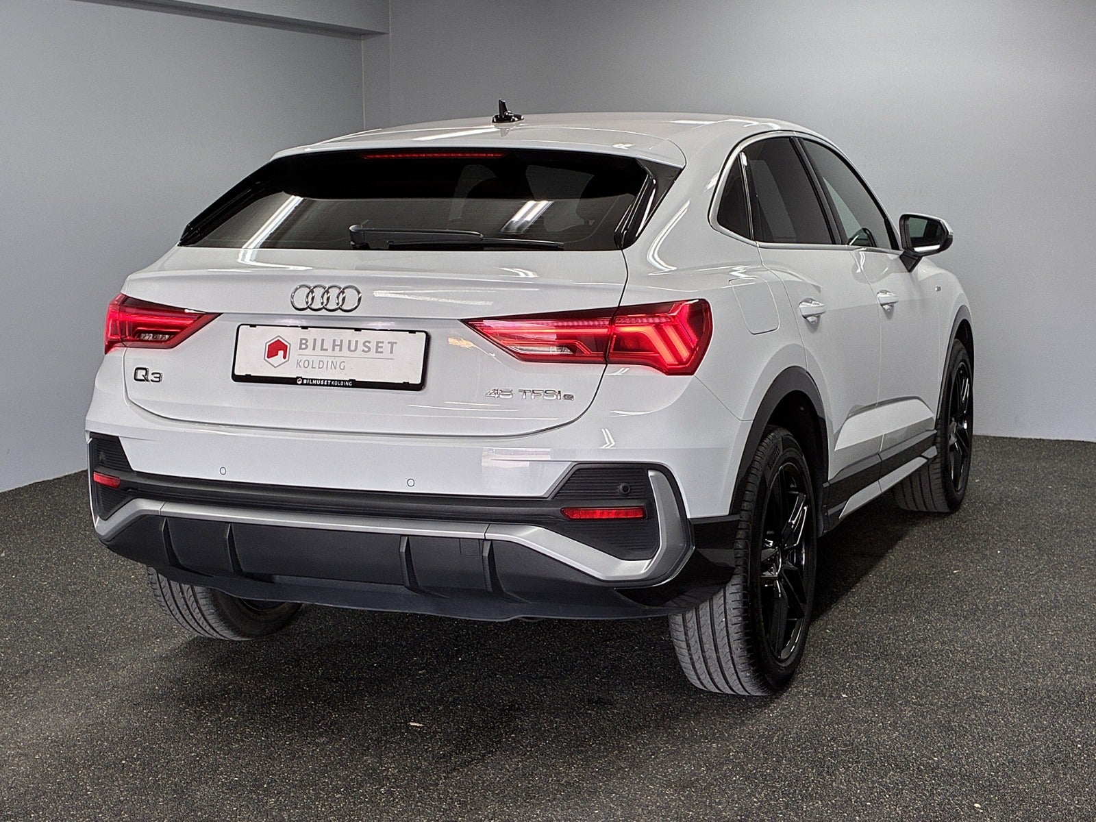 Billede af Audi Q3 45 TFSi e S-line plus Sportback S-tr.