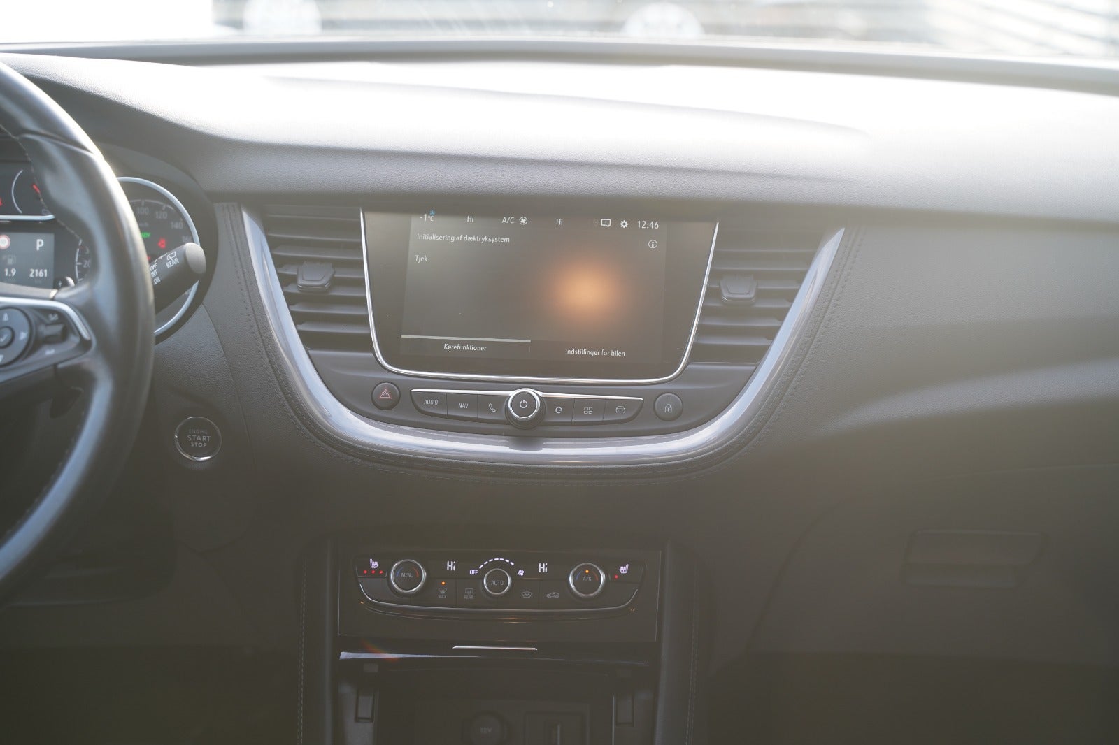 Billede af Opel Grandland X 1,6 Hybrid Ultimate aut.