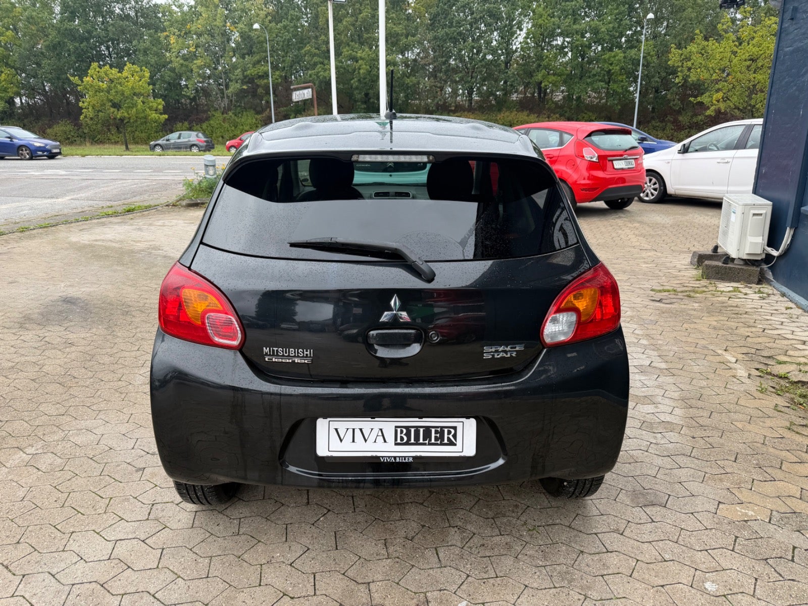 Billede af Mitsubishi Space Star 1,2 Black & White