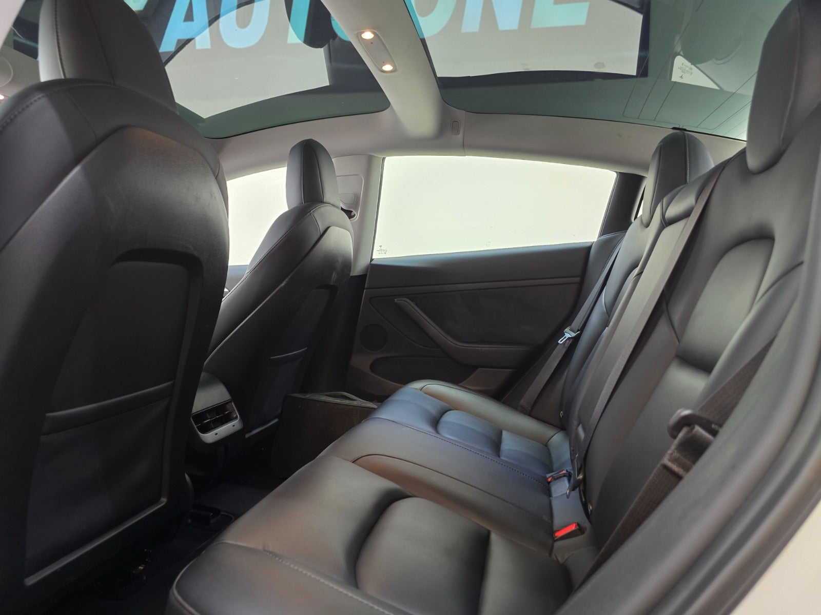 Billede af Tesla Model 3  RWD