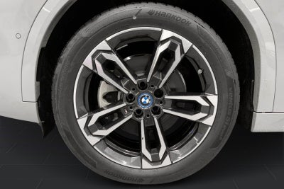 BMW iX2 xDrive30 M-Sport