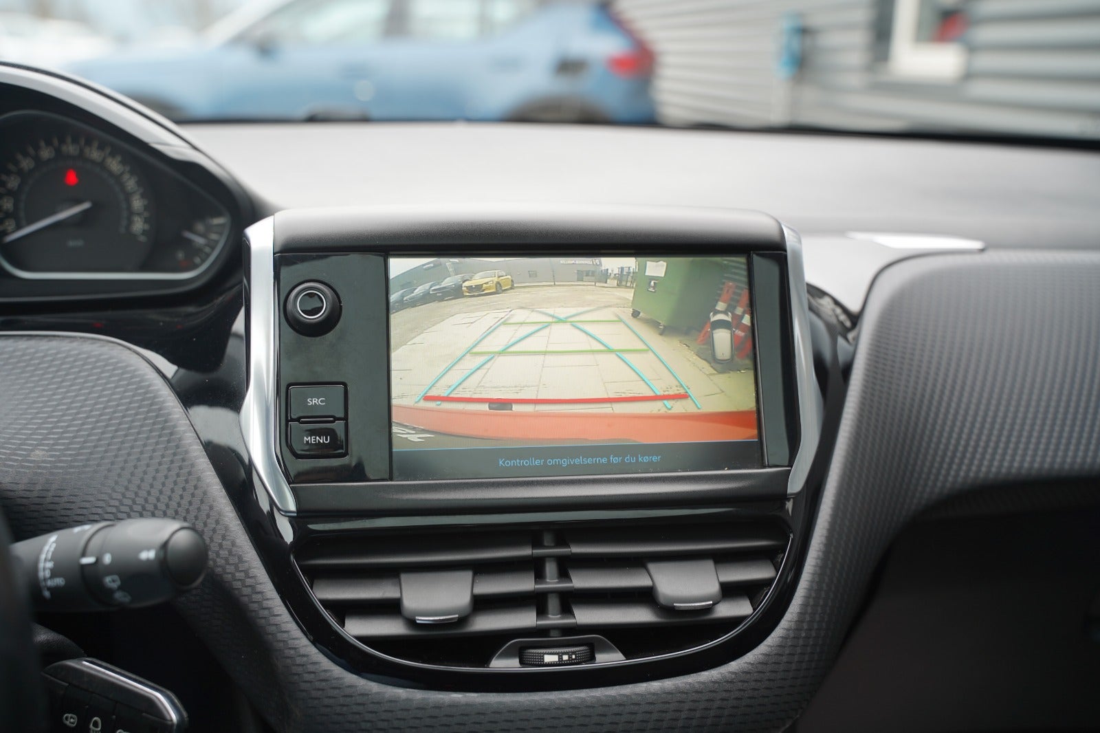 Billede af Peugeot 208 1,6 BlueHDi 100 Allure Sky