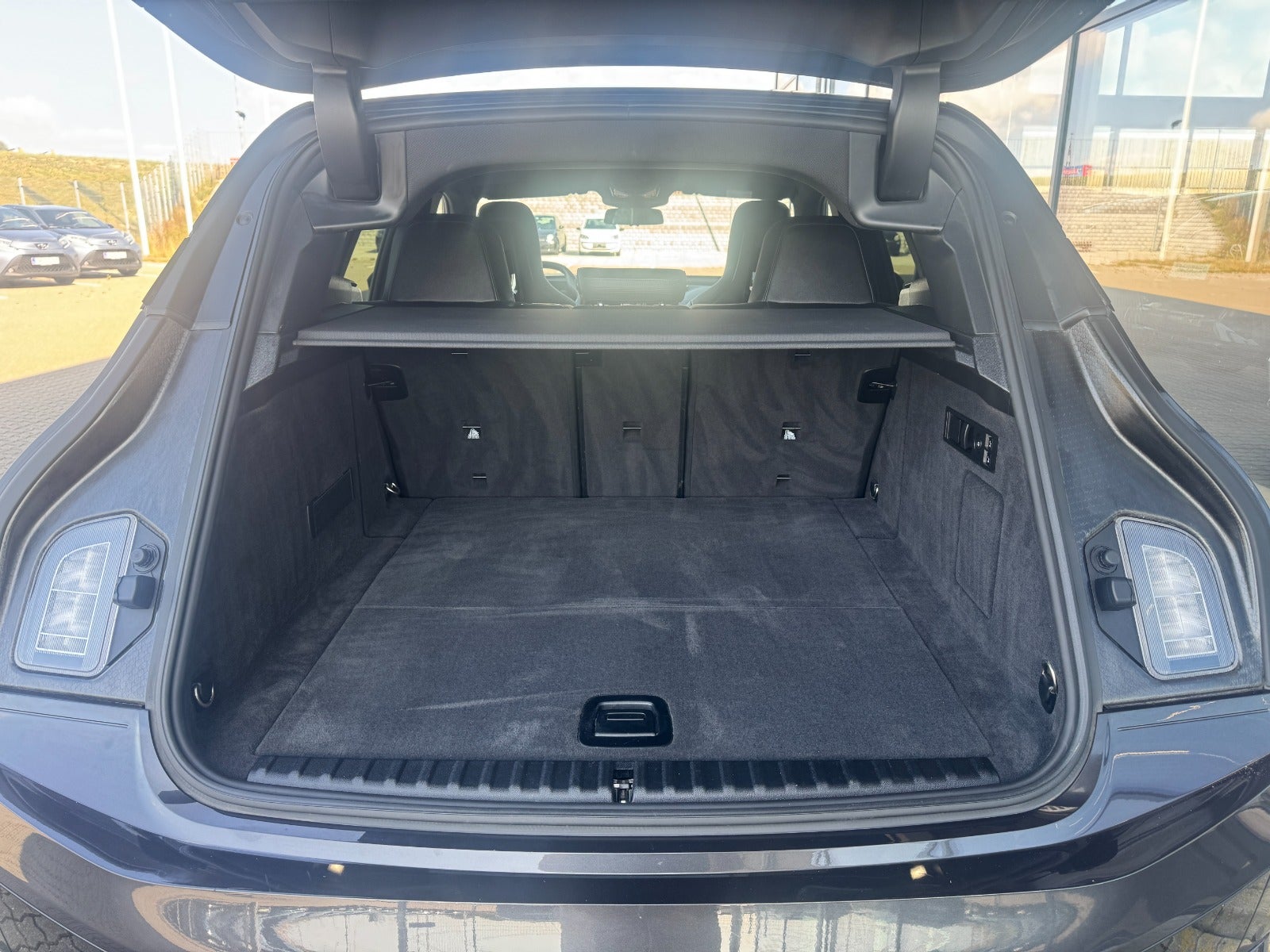 BMW iX xDrive50 Supercharged 5d - 5