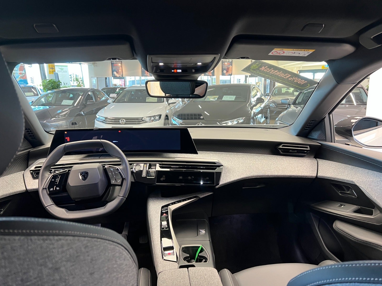 Billede af Peugeot e-3008 77 Allure