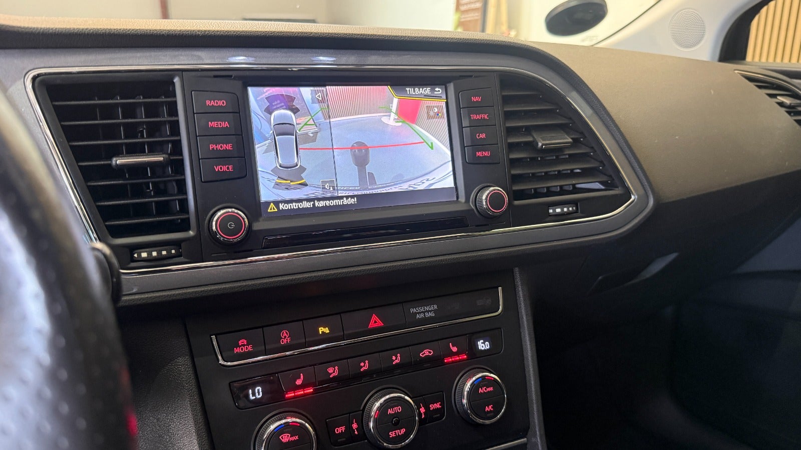 Billede af Seat Leon 2,0 TDi 150 FR DSG eco Van