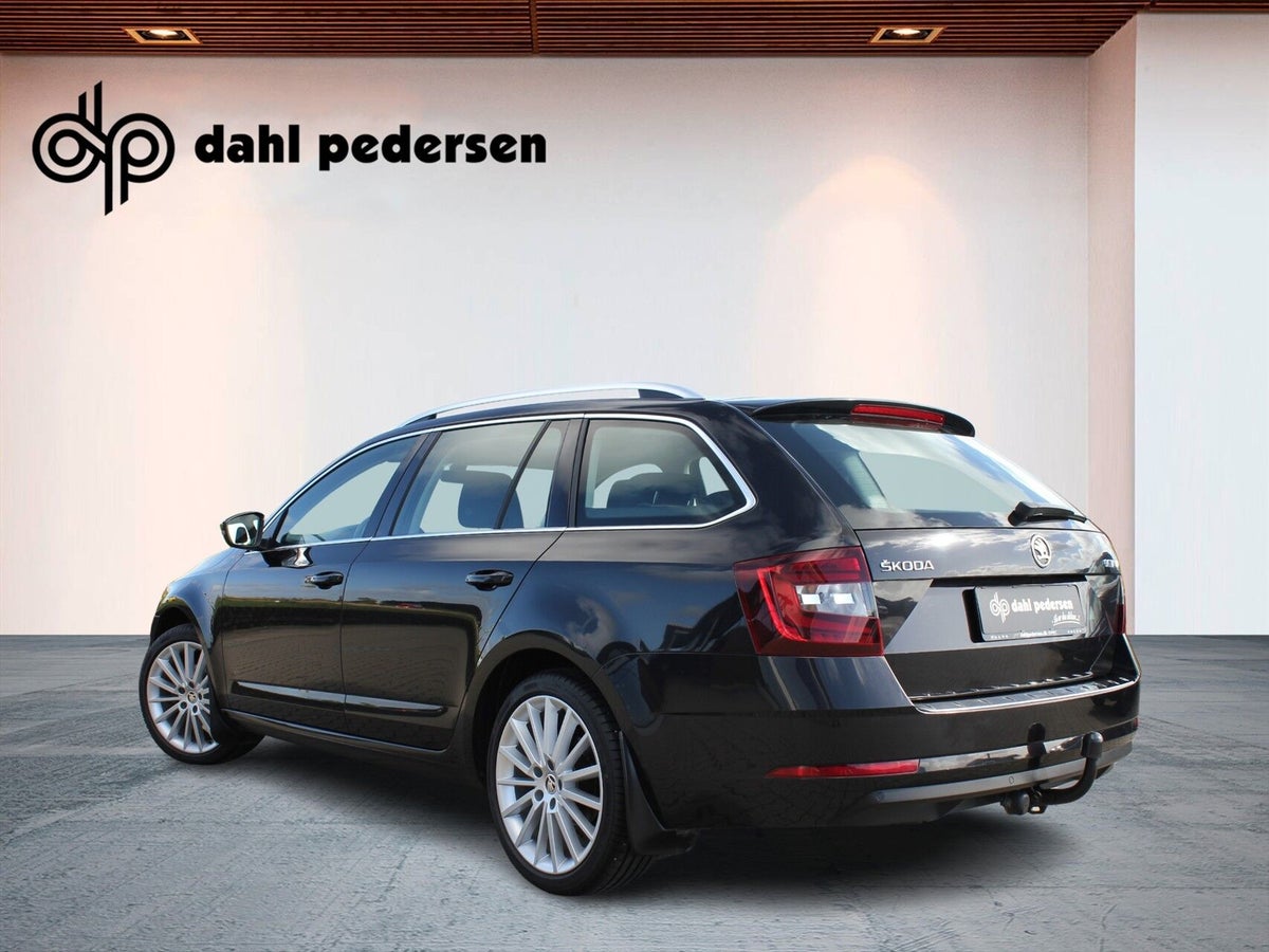 Skoda Octavia TDi 115 Style Combi DSG billede 2