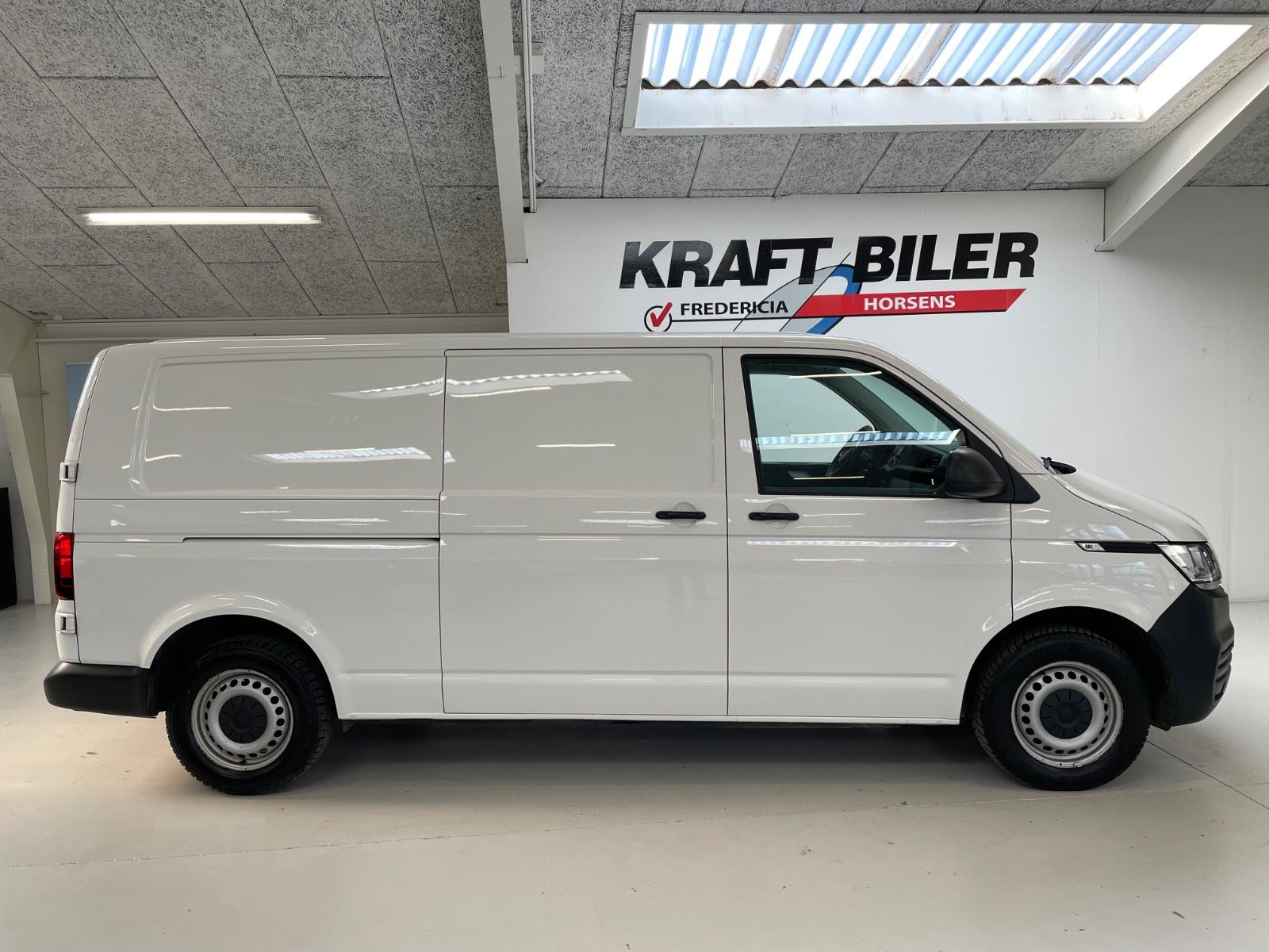 Billede af VW Transporter 2,0 TDi 150 Kassevogn DSG lang