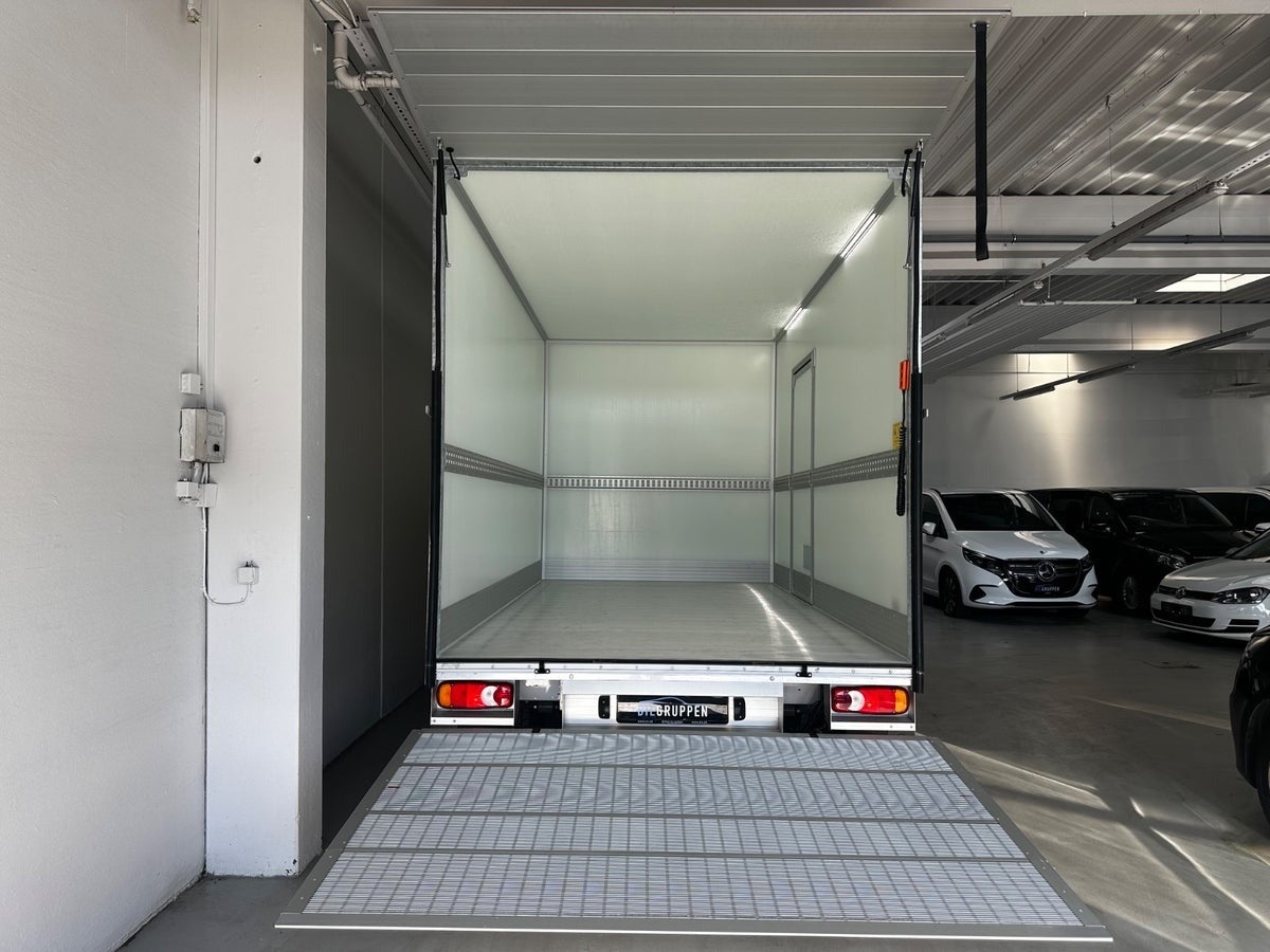 Billede af Renault Master V T35 2,0 dCi 170 L3 Chassis Tekno aut.