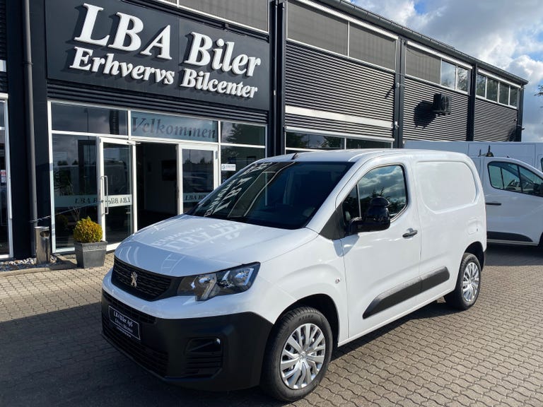 Peugeot Partner BlueHDi 130 L1V1 Plus EAT8 Van