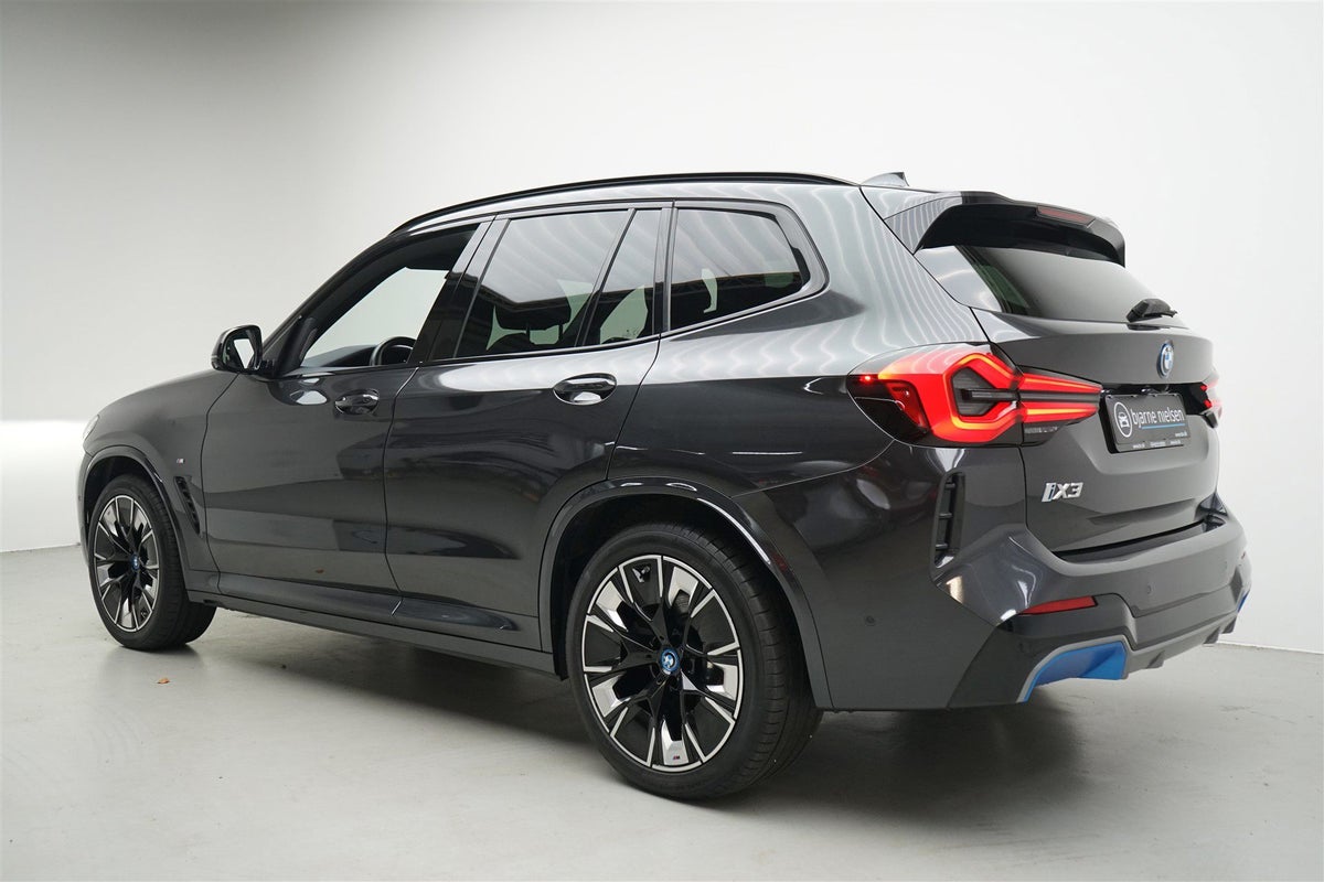 BMW iX3 Charged Plus M-Sport billede 4