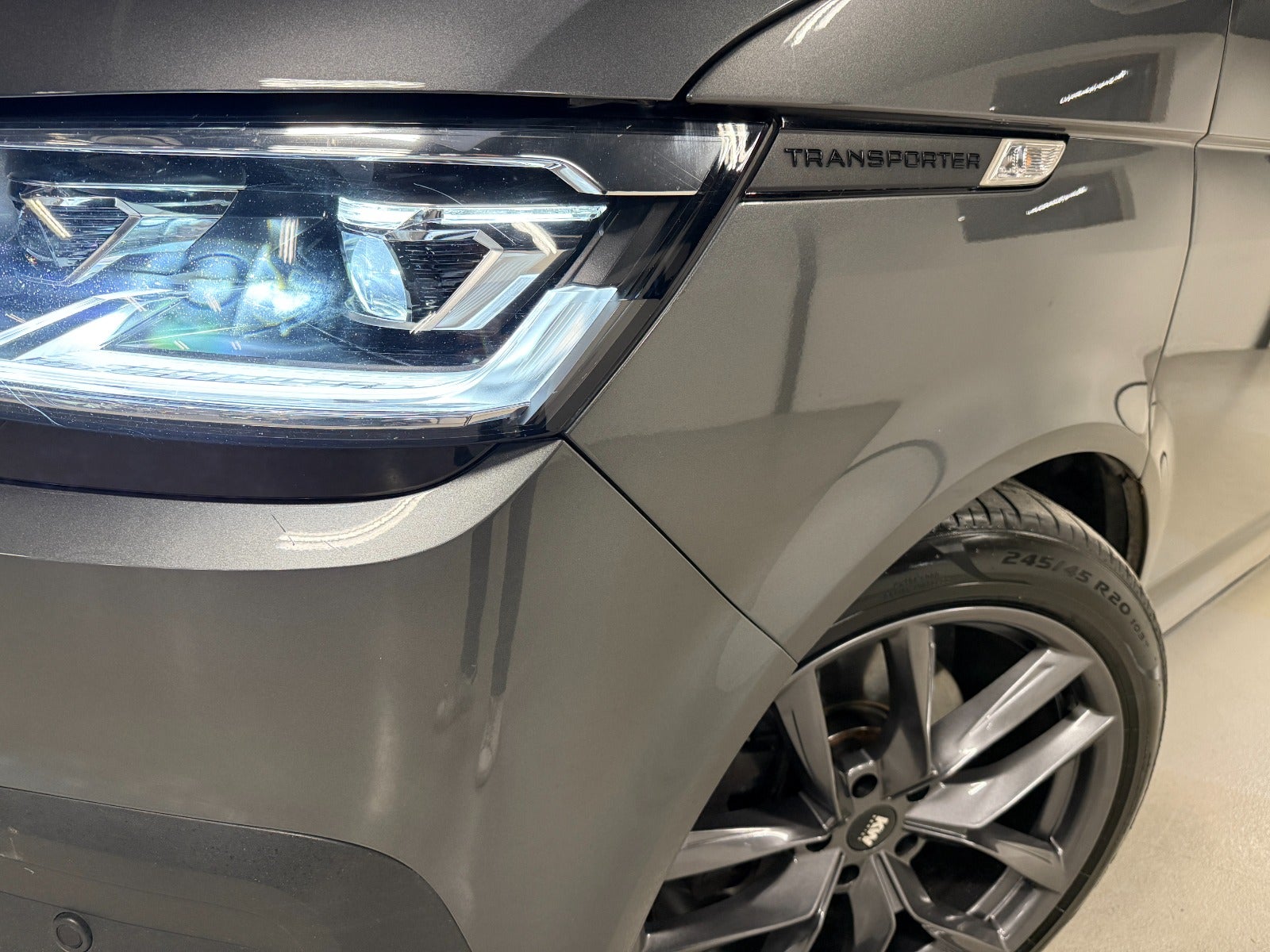 VW Transporter TDi 199 Kassevogn DSG 4Motion lang