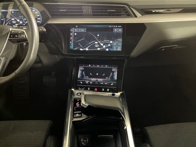 Audi e-tron S-line quattro Van
