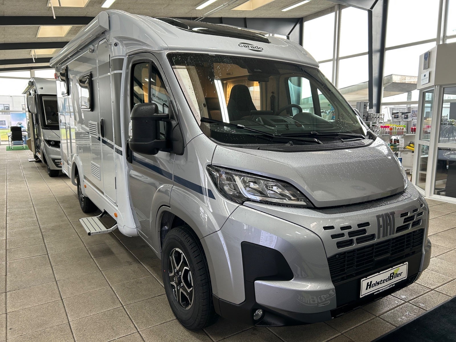 Carado V337 PRO+ JTD 140 aut.