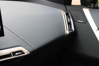 BMW iX xDrive40 Sport