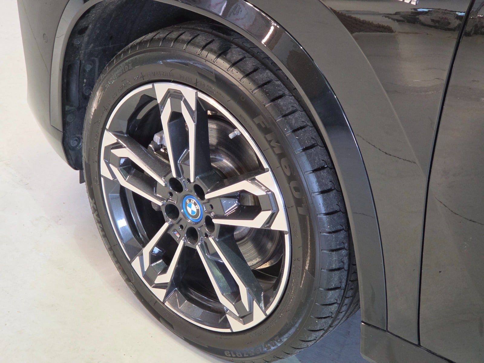 Billede af BMW iX1  xDrive30 Charged M-Sport