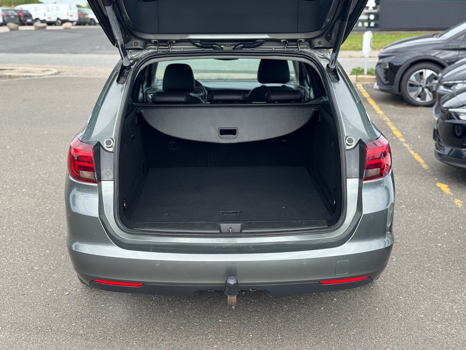 Billede af Opel Astra 1,4 T 150 Dynamic Sports Tourer aut.