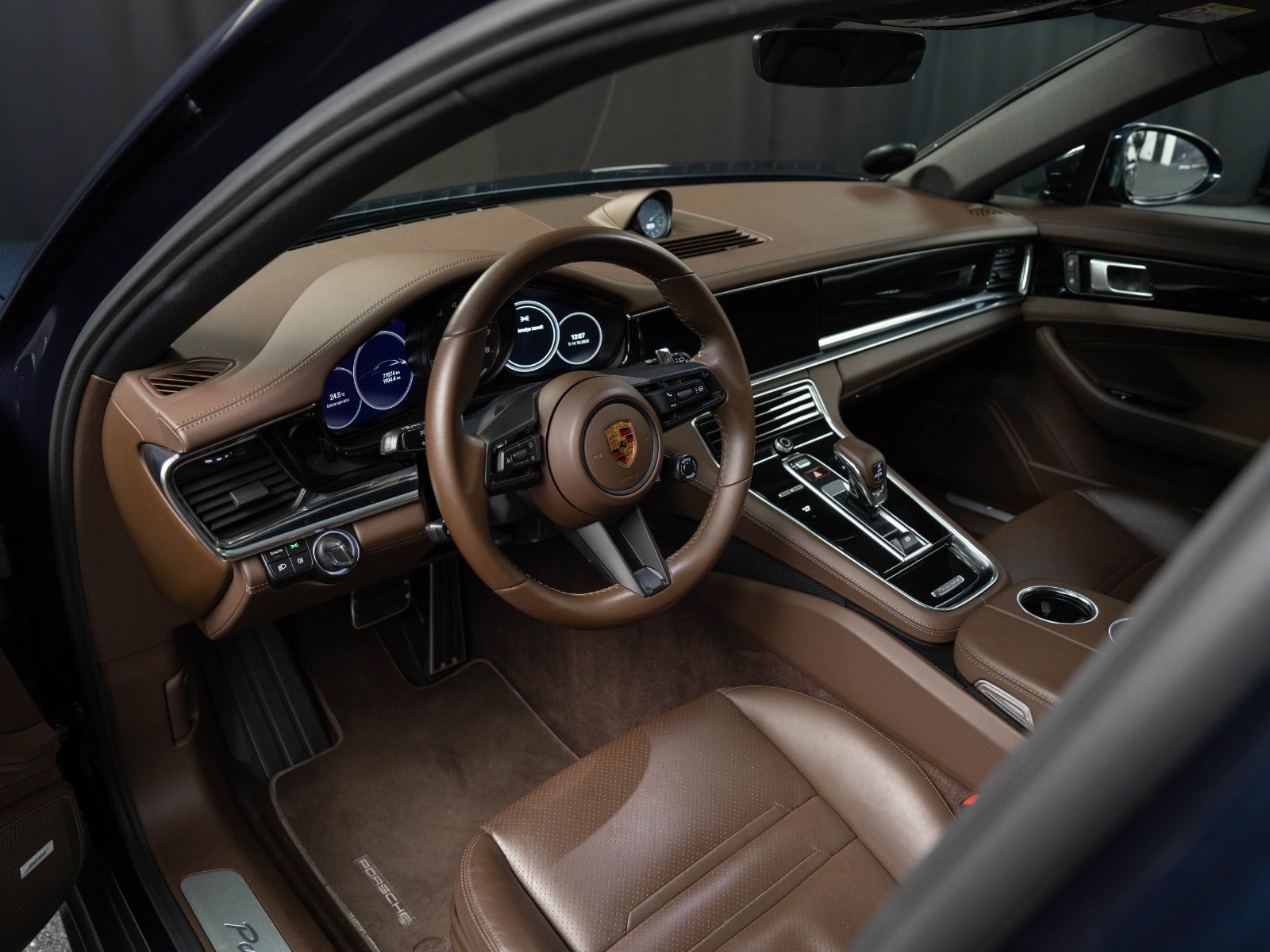 Gallery image 12 of 18