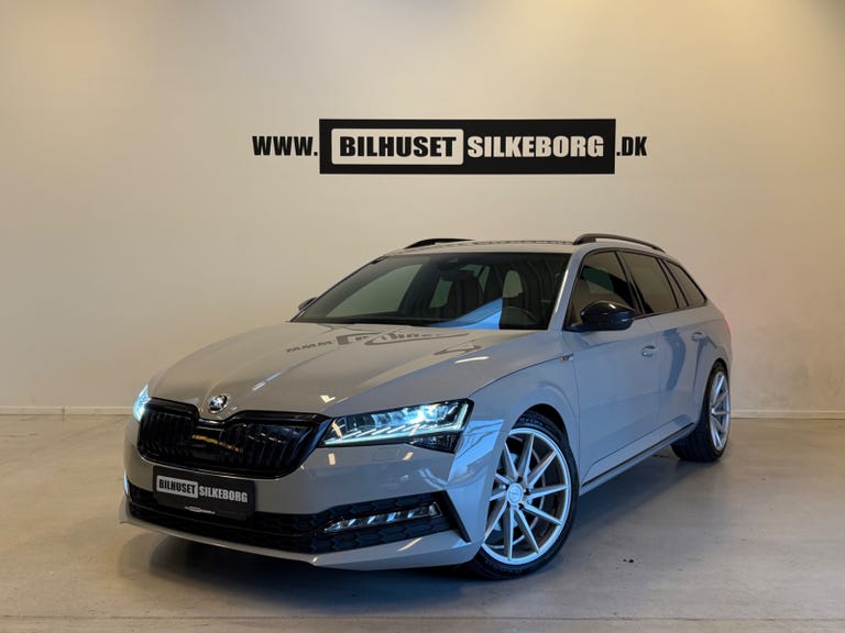Skoda Superb TSi iV Sportline Combi DSG