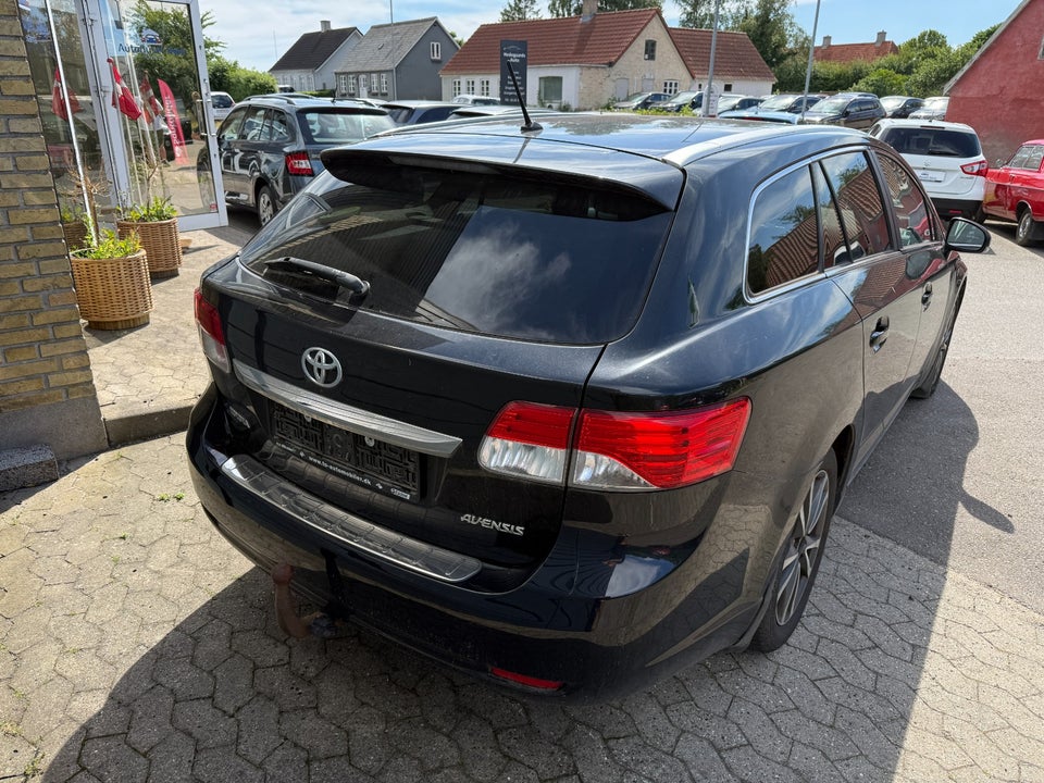 Toyota Avensis D-4D T2 stc. — billede 4