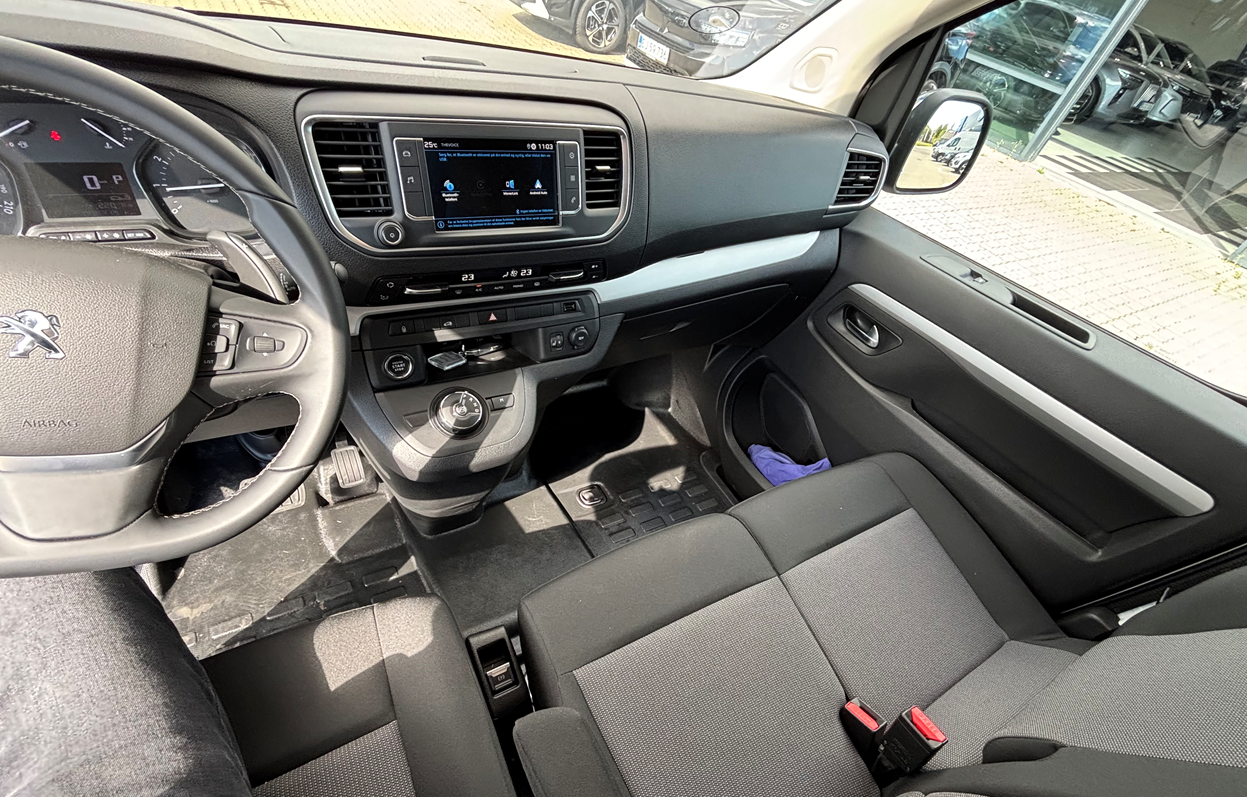 Billede af Peugeot Expert 2,0 BlueHDi 177 L3 Premium EAT8 Van