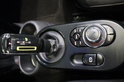 MINI Cooper SE Camden Edition