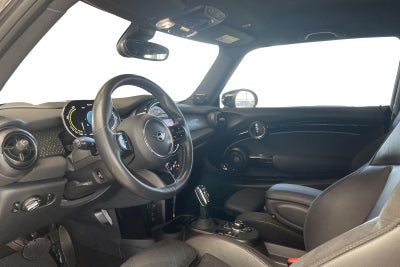 MINI Cooper SE Experience