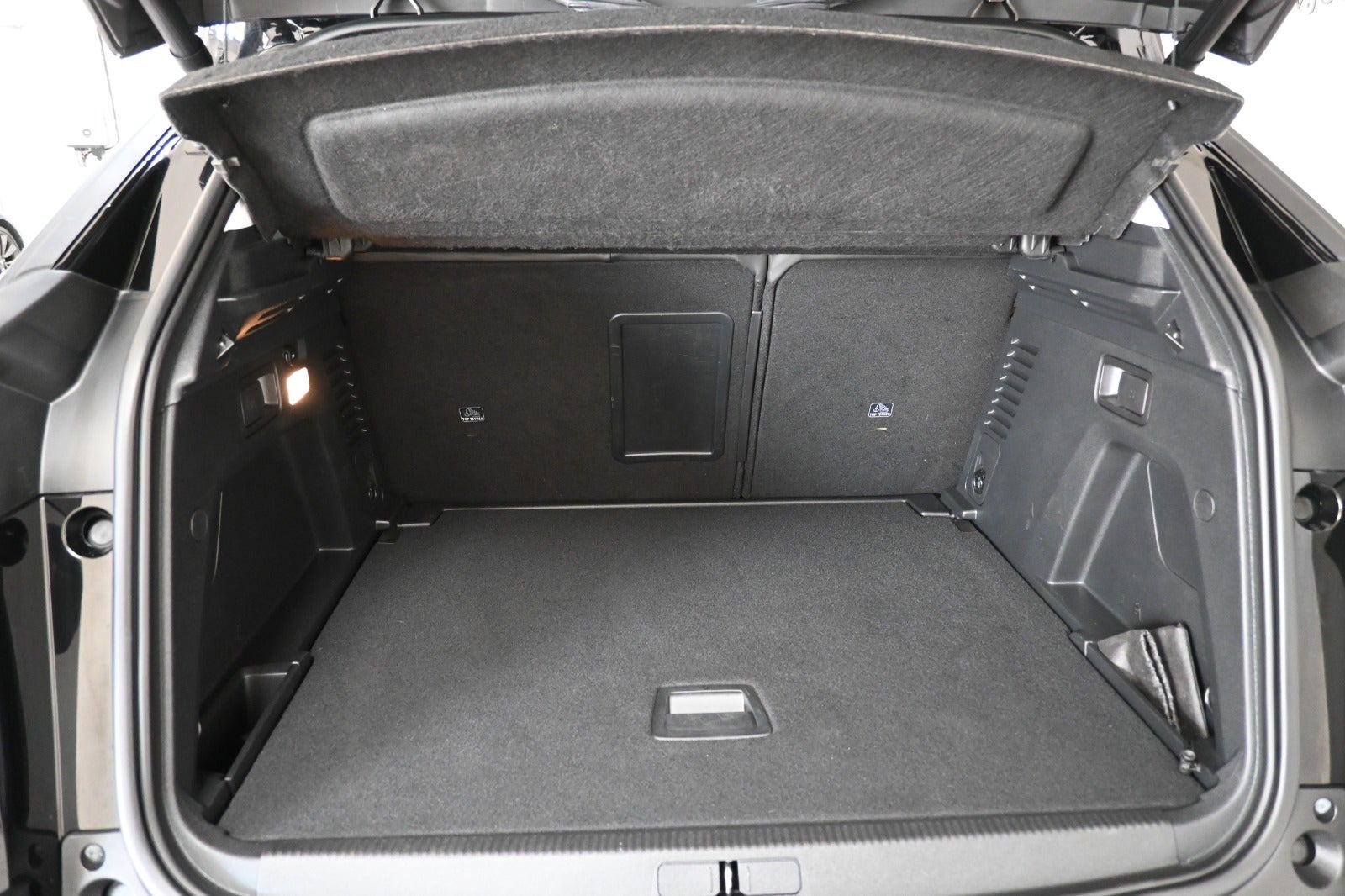 Peugeot 3008 BlueHDi 130 Infinity LTD