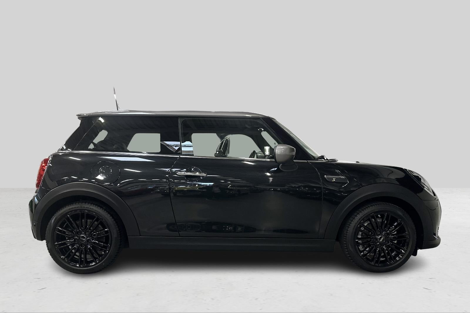 MINI Cooper SE Classic Trim