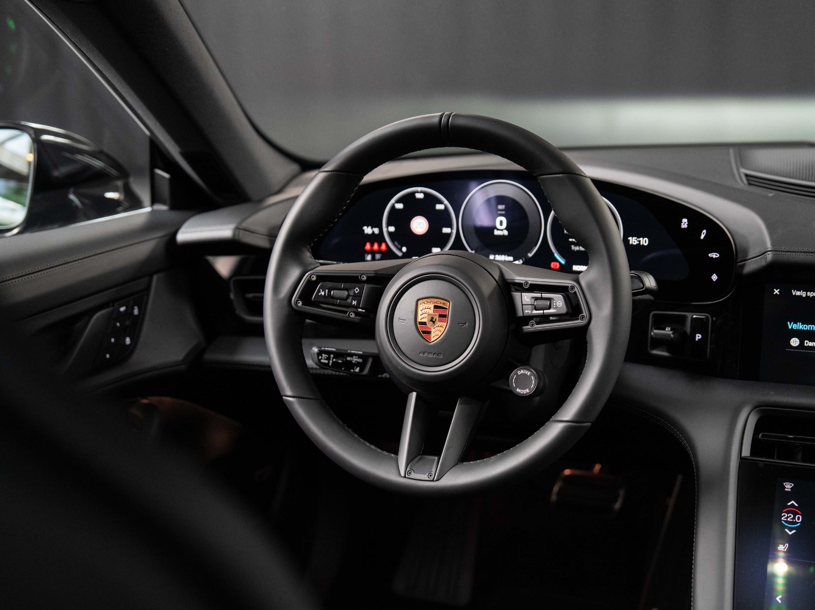 Gallery image 11 of 18