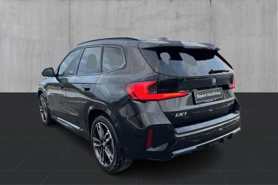 BMW iX1 eDrive20 Fully Charged - 2