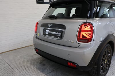 MINI Cooper SE Classic Trim