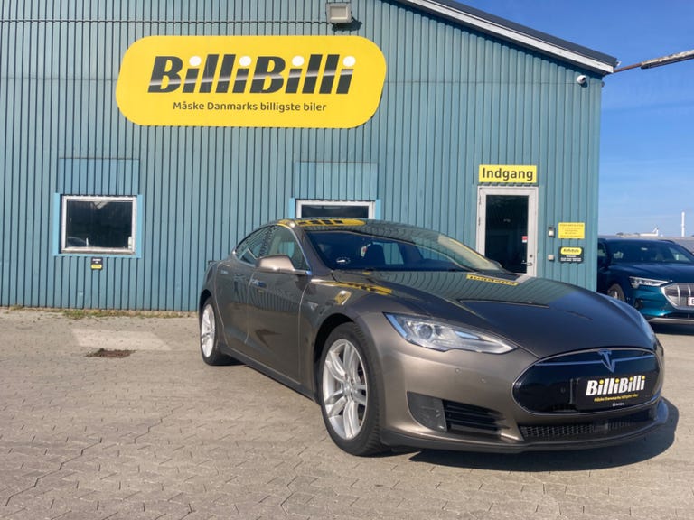 Tesla Model S 85D