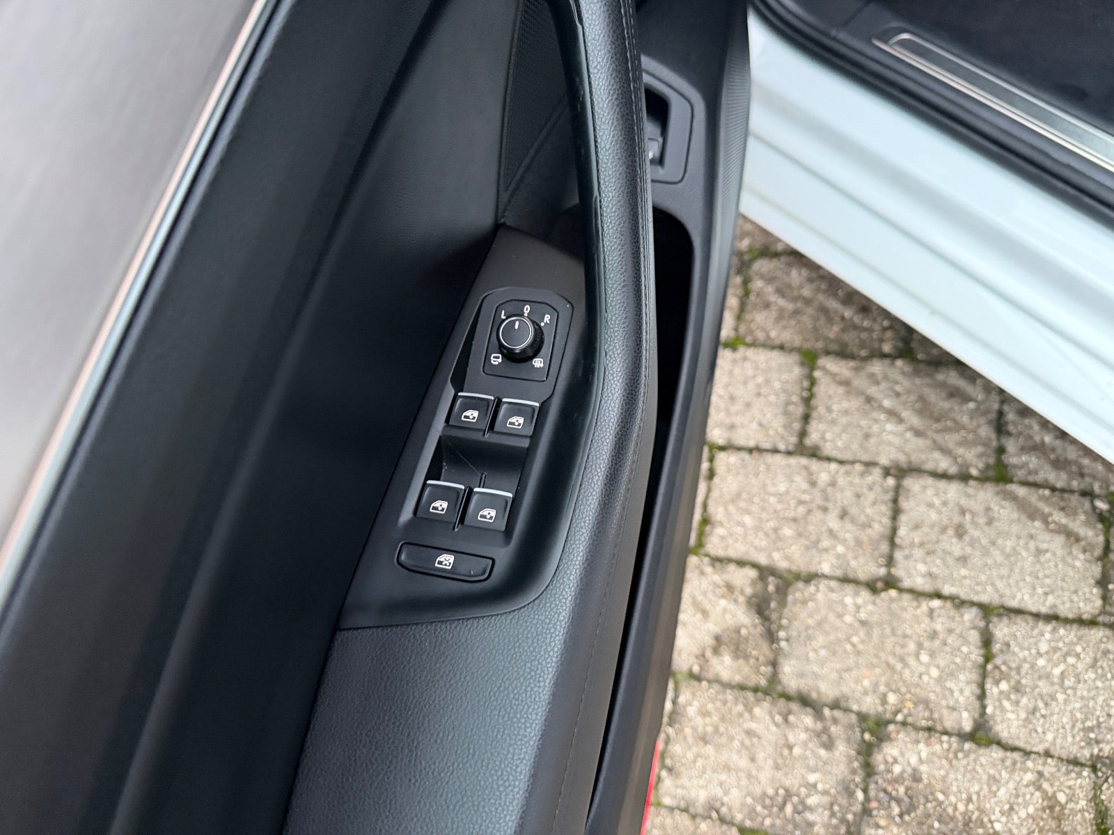 Billede af VW Passat 2,0 TDi 150 Highline Premium Variant DSG