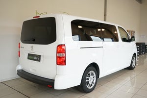 Peugeot Traveller