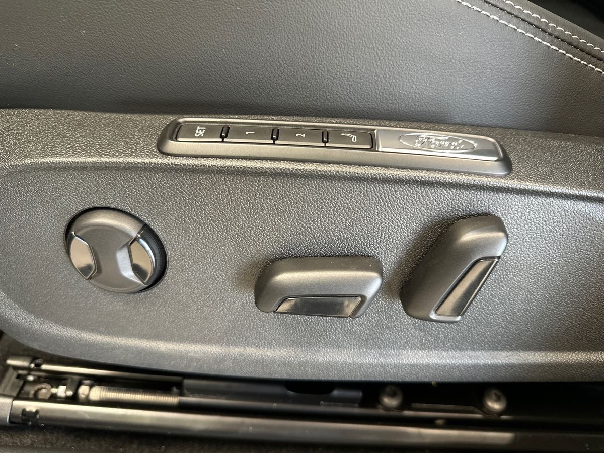Ford Explorer Premium Extended Range billede 19