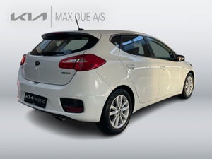 Kia Ceed CVVT Attraction