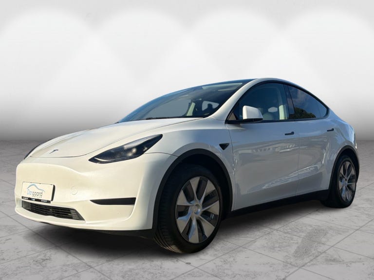 Tesla Model Y RWD