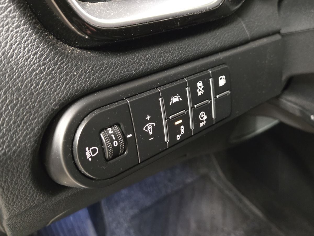 Kia XCeed PHEV Upgrade Intro DCT