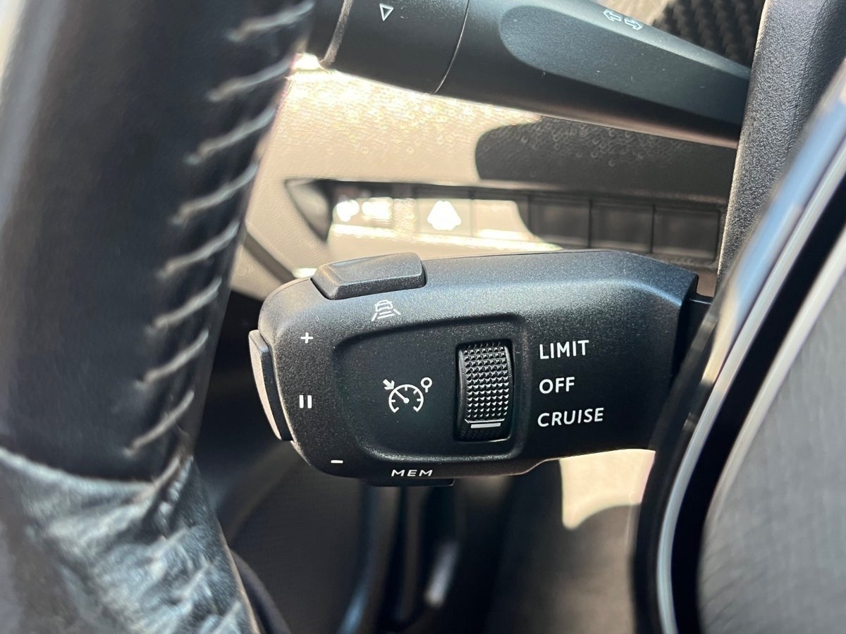 Billede af Peugeot 2008 1,5 BlueHDi 100 Allure Pack