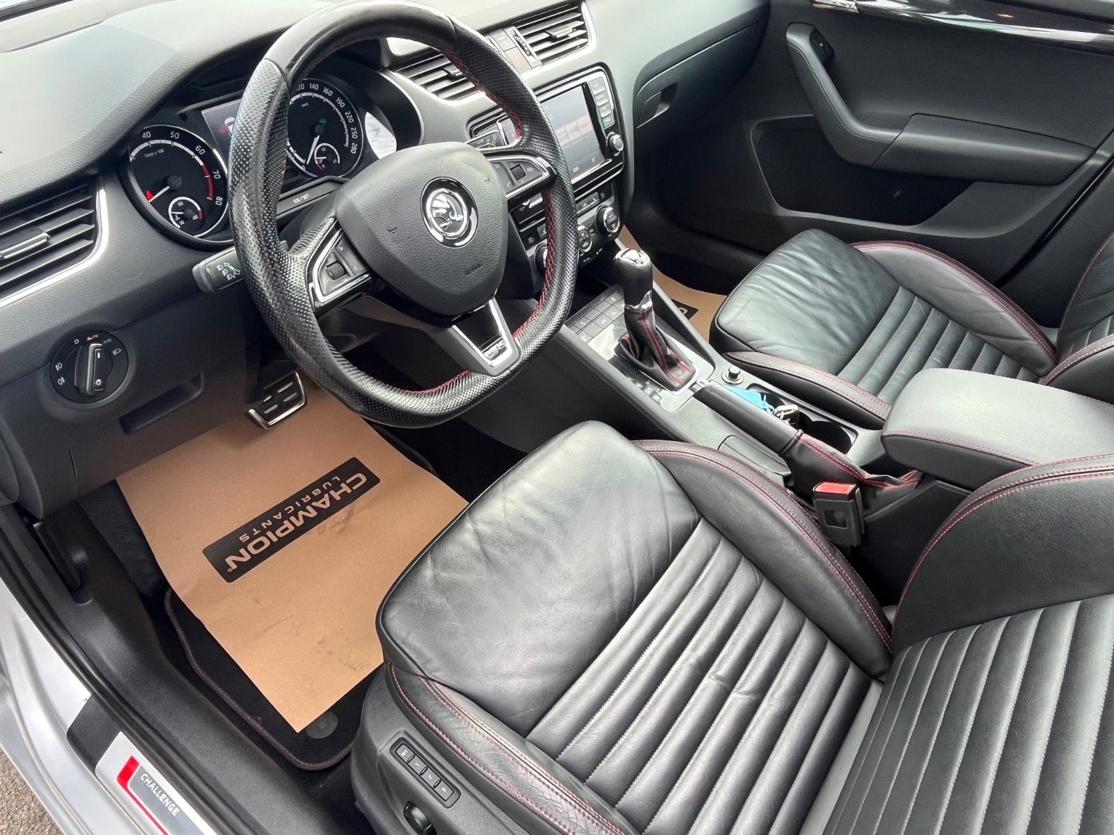 Billede af Skoda Octavia 2,0 TSi 220 RS Combi DSG